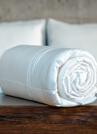 Cooling Comforter Set – Eucalyptus Silk Temperature-Regulating Bedding Set